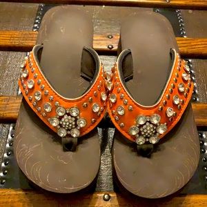 Montana West Big Bling flip flops. Sz 9